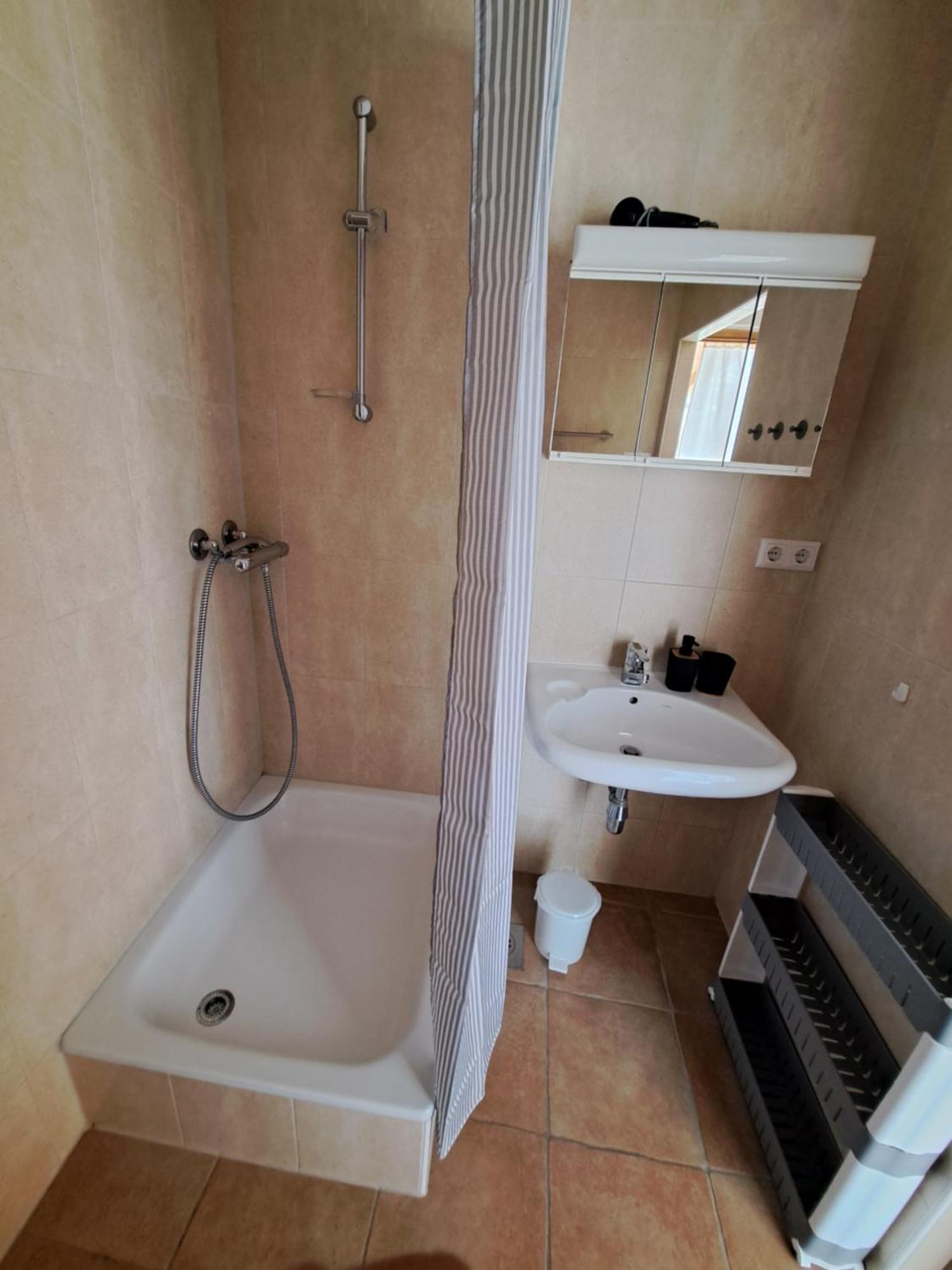 Family Apartment In Center Of ムルテル エクステリア 写真